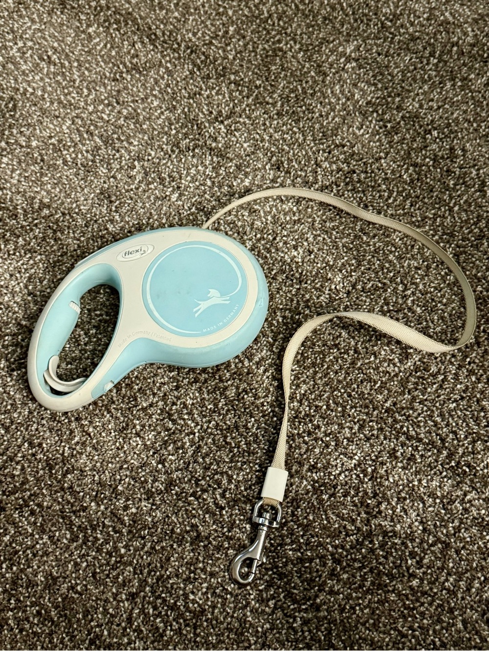 Flexi Light Blue and Cream Retractable Dog Leash